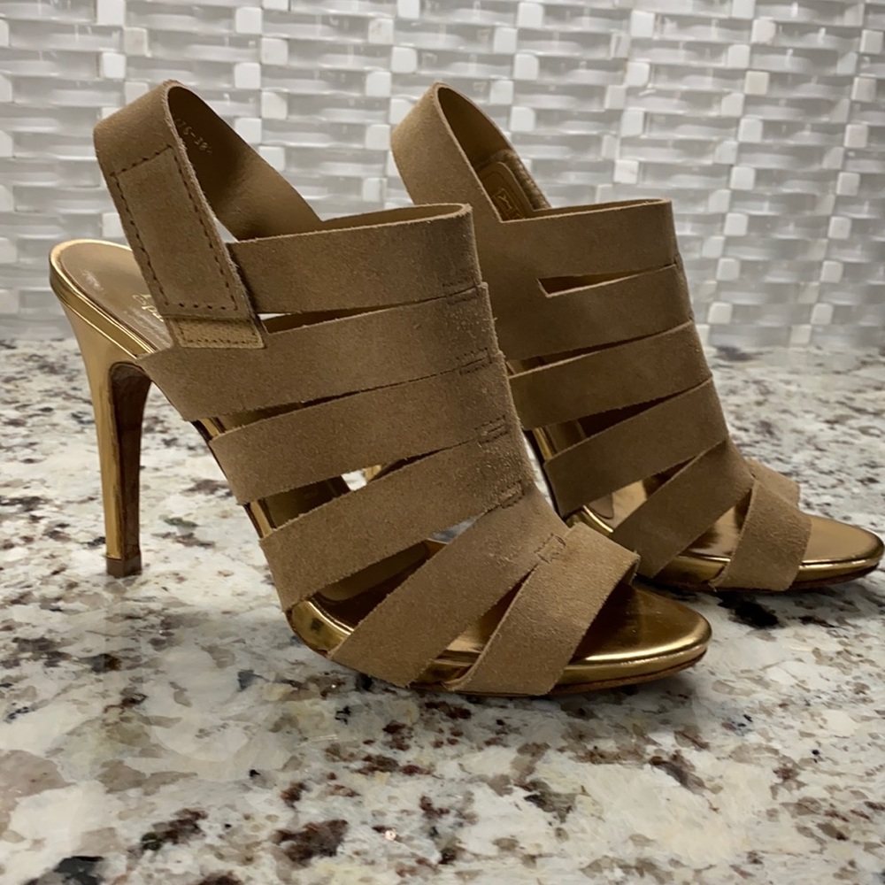 Pedro Garcia Heels